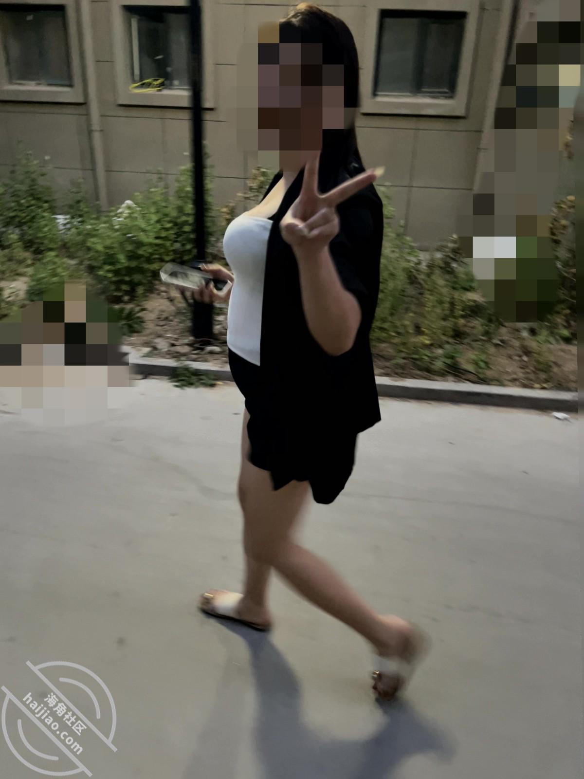 图片[1]-作者：我的巨乳亲表姐 《我的亲小姑：小姑的足交技术震惊了我！爽炸！（钻石帖足交篇1）》-老宋小屋