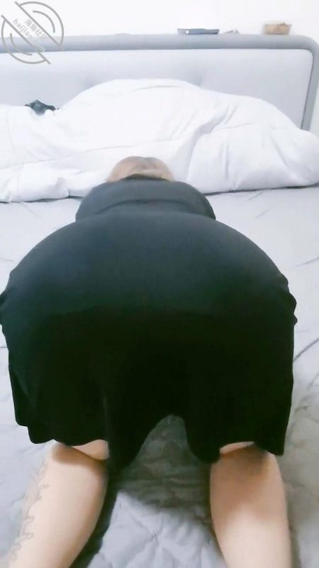 作者：极品丈母娘 《82、出行前，在和丈母娘疯狂一次，跳蛋插丈母娘屁眼》-老宋小屋