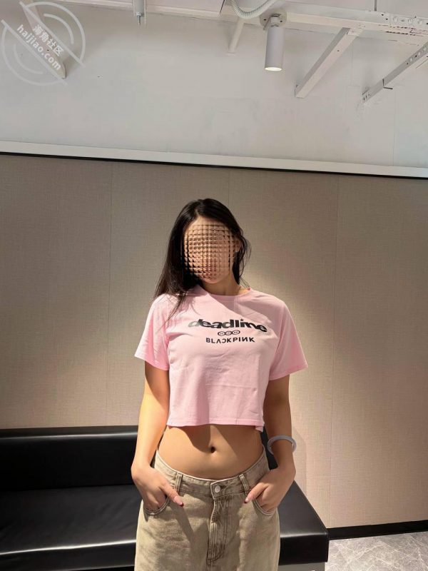 作者：39岁妈妈和30岁堂姐 《（原创131视频贴）堂姐来月经了！太久没有操她屁眼，费了好大功夫才操进去》-老宋小屋