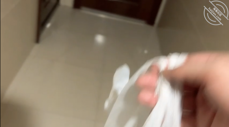 作者：丰乳肥臀的姐姐 《（原创） 再姐夫的婚房，看着姐姐姐夫的结婚照，抱着姐姐的屁股猛冲刺（下）》-老宋小屋