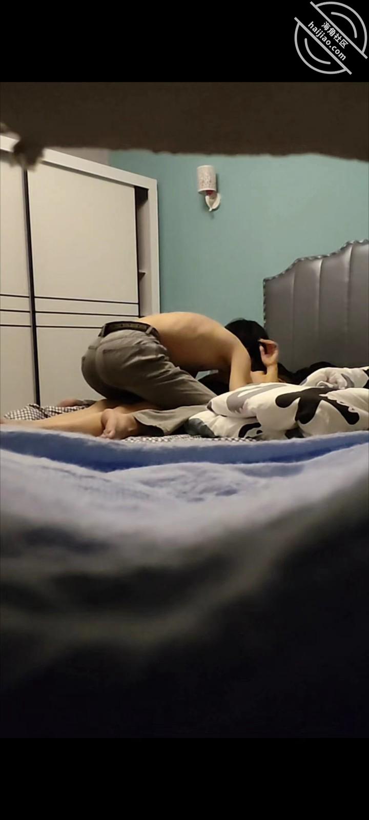 图片[1]-作者：近水楼台先艹妈 《想舔妈妈的骚逼 妈妈却不让我舔》-老宋小屋