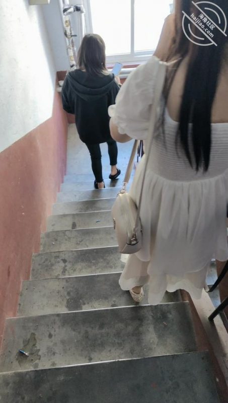 作者：新婚骚弟媳 《《原创》弟媳闺蜜定亲了，想操又怕操了以后出事，只能拿骚弟媳泄愤！》-老宋小屋