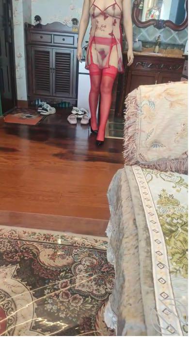 作者：善良的小嫂子 《（原创三十一）连续两次疯狂内射嫂子，太激动，嫂子被我打哭了。》-老宋小屋