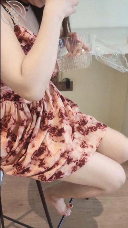 作者：善良的小嫂子 《（原创九十）后入嫂子的时候被嫂子闺蜜听见了》-老宋小屋