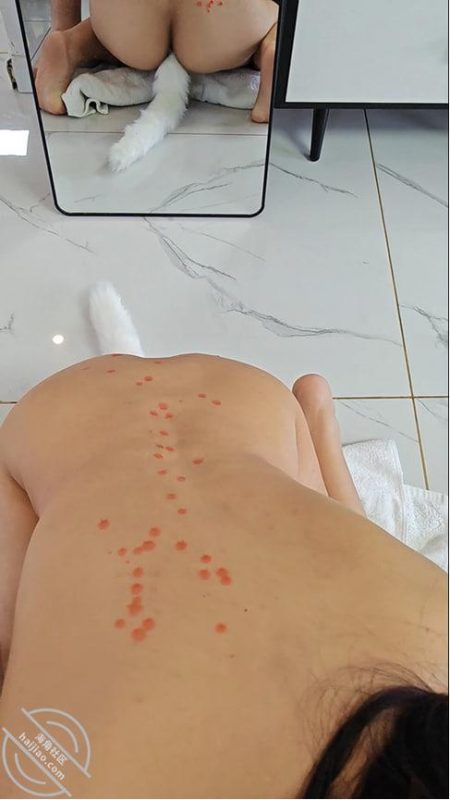 作者:善良的小嫂子 《(调教嫂子70)嫂子很配合让小叔子随便调教,边操屁眼边滴蜡》-老宋小屋