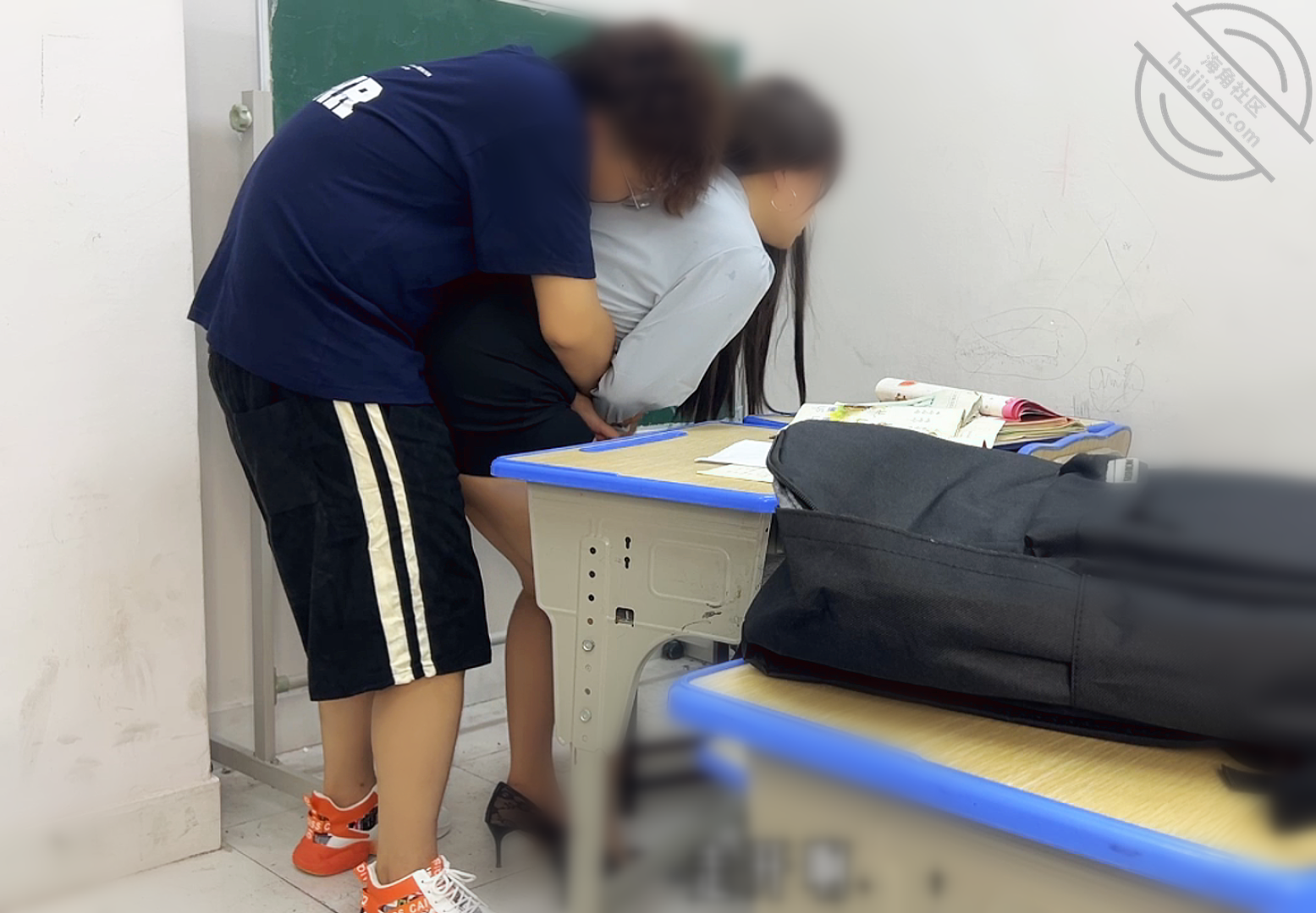 图片[10]-作者：御姐小姨李老丝 《补习乱伦门 侄子持刀强奸补习老师 亲戚之间的交融》-老宋小屋