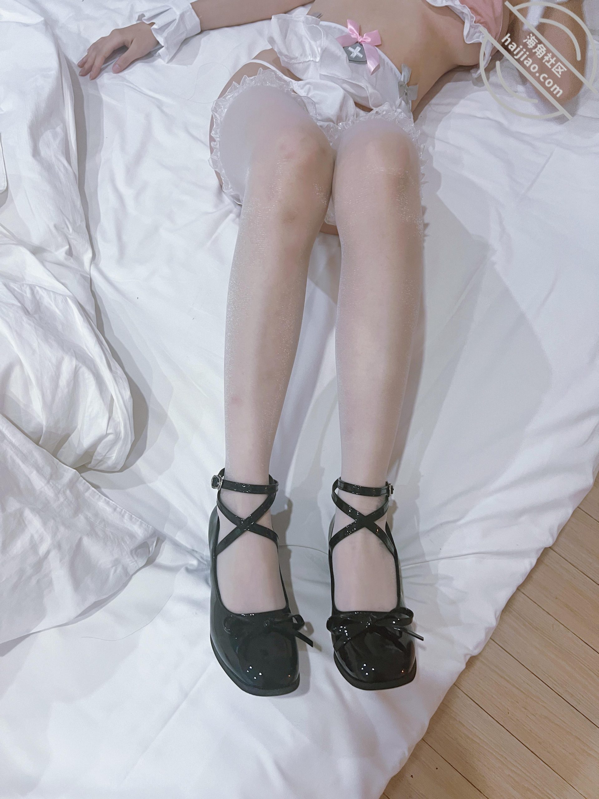 图片[10]-作者：内心中的黑暗之神 《亲妹妹穿情趣内衣在厨房，我狠狠的无套内射了她！40（视频贴）》-老宋小屋