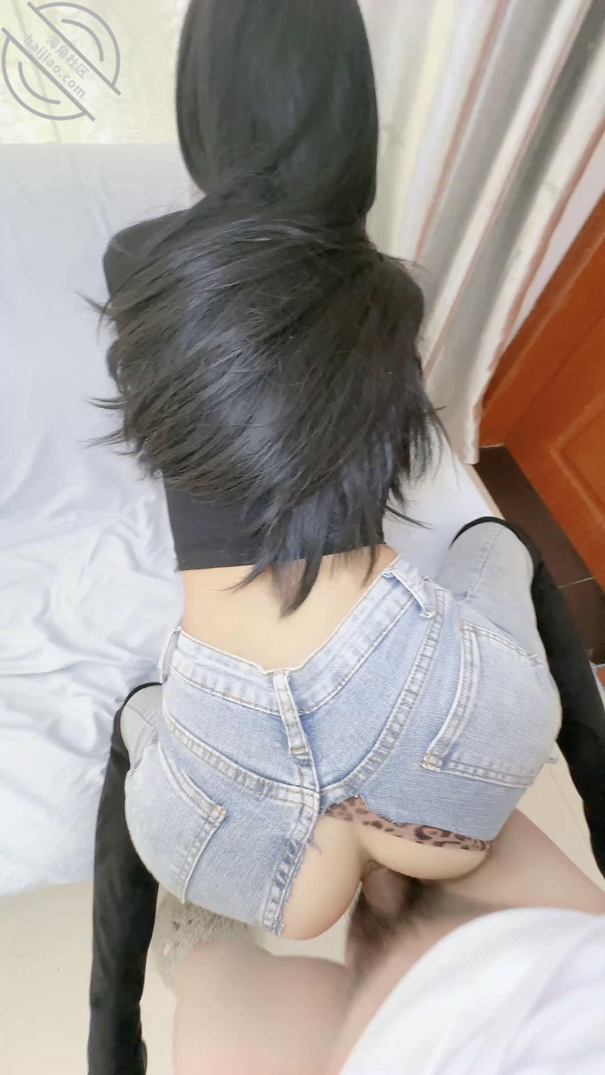 图片[10]-作者：长腿女儿丽丽 《（原创85）强行割开了女儿的牛仔裤，梦中情裤，终于让我这样操了。》-老宋小屋