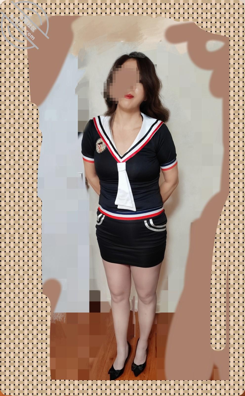 图片[11]-作者：熟控大胖 《原创！和同事在网咖时偷偷跑去他家干他妈妈，48岁街道办丝袜熟女阿姨》-老宋小屋