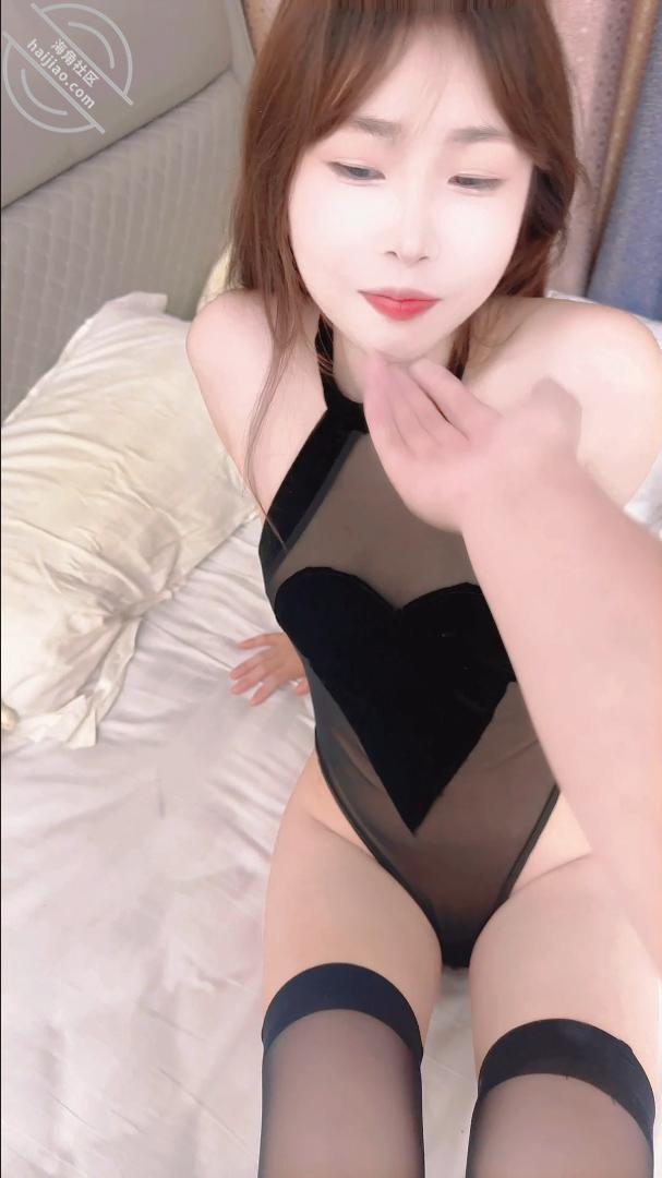 图片[11]-作者：烟色晚空、 《原创:乖女儿初次尝试3P,牌局输了让翘臀女儿用肉体还债,和牌友一起3P她》-老宋小屋