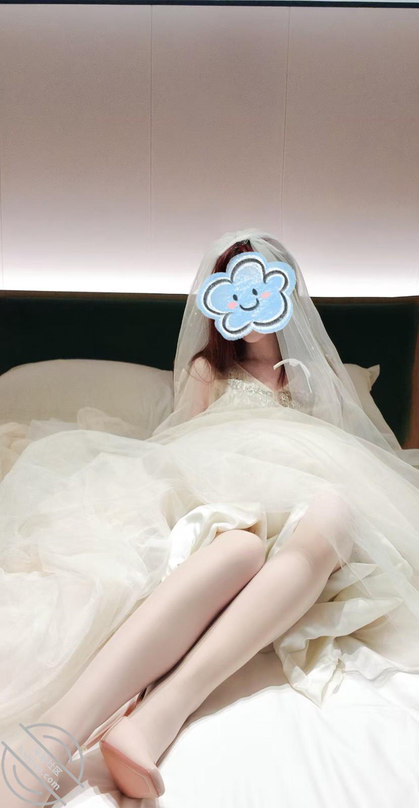 图片[11]-作者：亲姐的诱惑 《[原创视频]84.姐姐穿上婚纱口爆吞精媚态撩人，做完之后还叫待会继续做》-老宋小屋