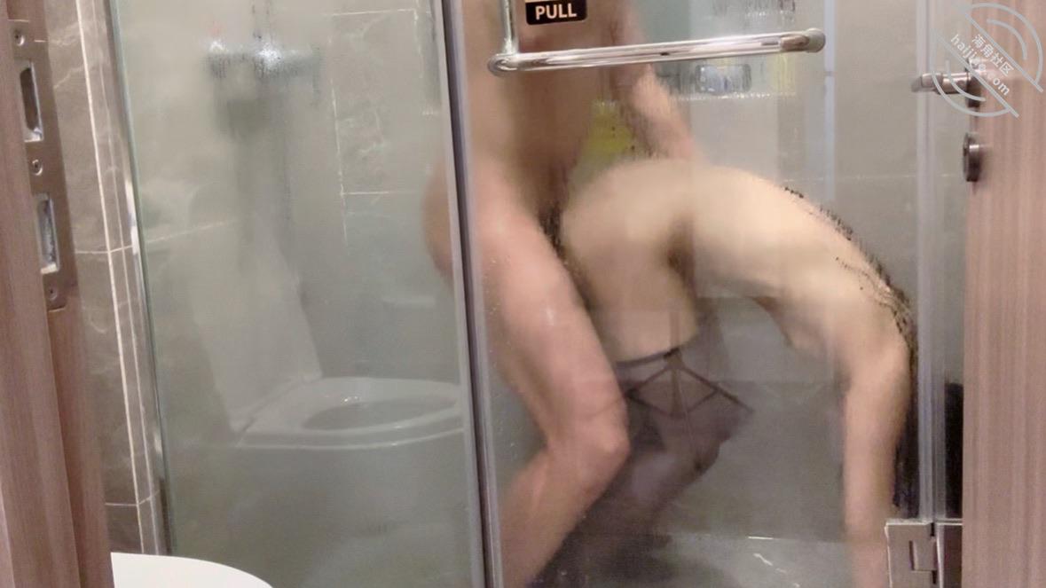 图片[11]-作者：与儿子幼儿园老师偷情 《浴室黑丝，小朱老师直接喝尿，嘴角拉丝还喊爸爸》-老宋小屋