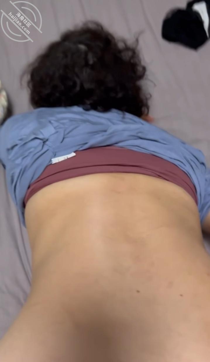 图片[11]-作者：妈别回头，我是我爸 《”13″和老妈在床上操逼，买菜的老爸突然回来，差点被堵屋里，都快吓尿了》-老宋小屋