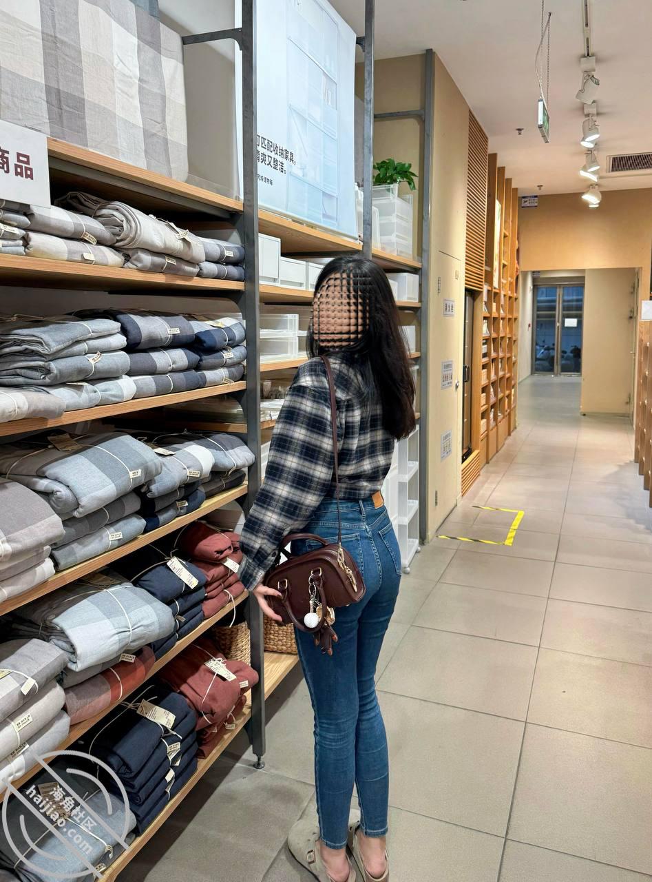 图片[12]-作者：39岁妈妈和30岁堂姐 《（原创108视频贴）肛塞插入堂姐屁眼，让堂姐跪舔鸡巴，操的堂姐叫爸爸》-老宋小屋