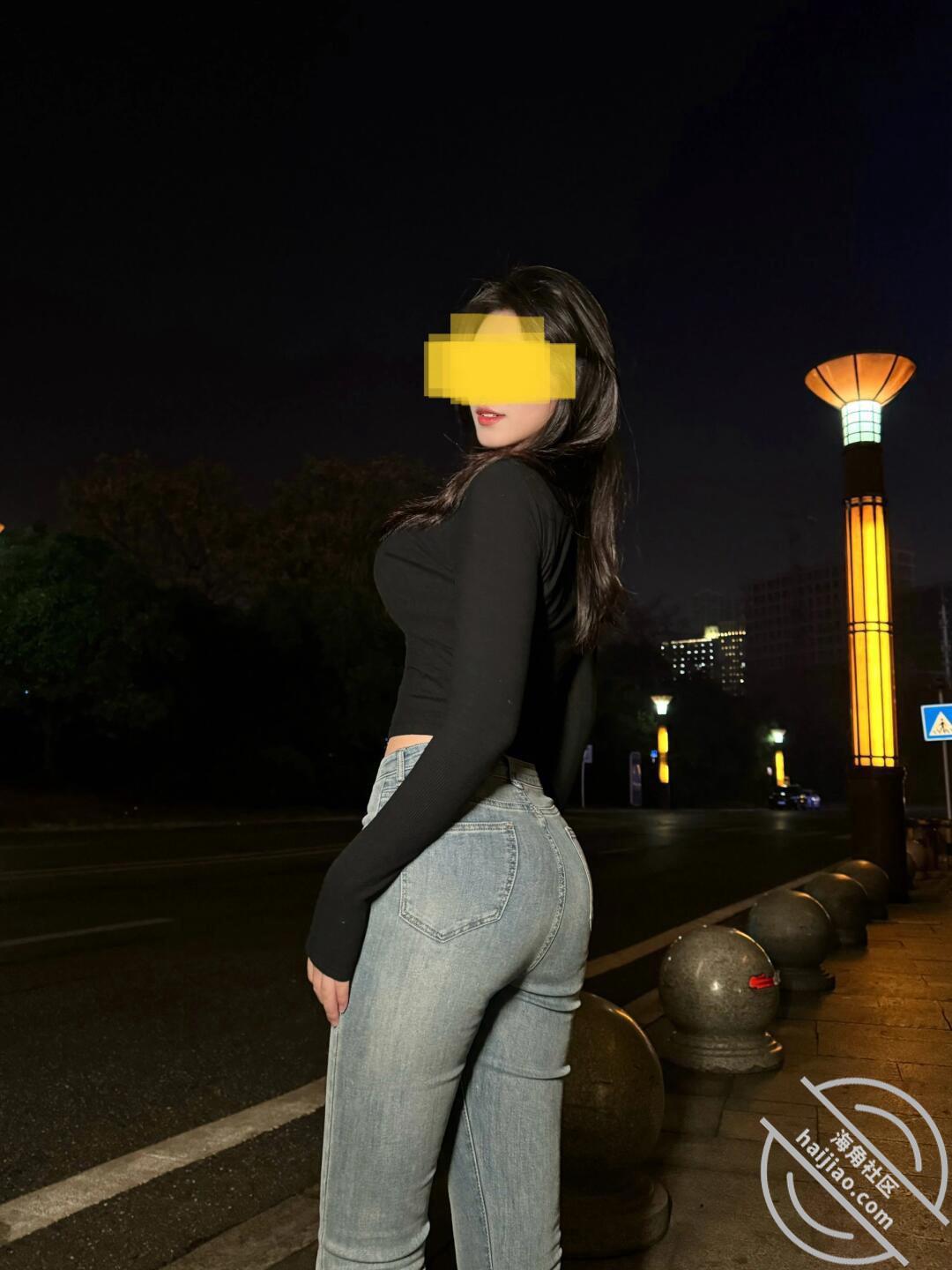 图片[12]-作者：奶子即正义 《原创:情人节特辑,约操牛仔裤紧身衣美胸姐姐,极品前凸后翘,美胸上位绝了～》-老宋小屋