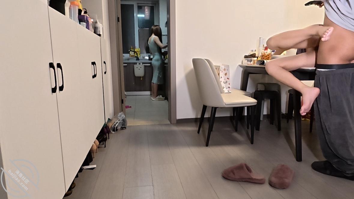 图片[12]-作者：隔壁老王爱少妇 《厨房老婆炒菜，饭桌我爆操丈母娘》-老宋小屋