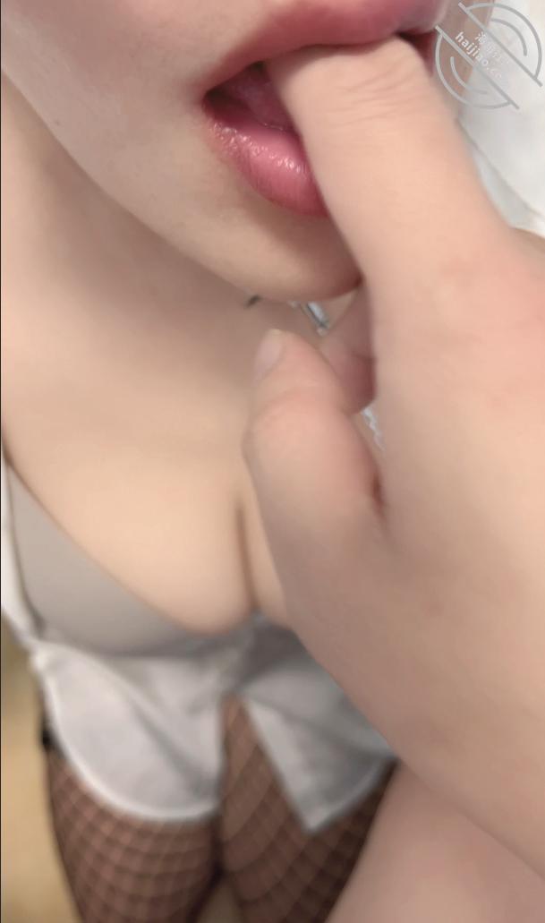 图片[13]-作者：奶子即正义 《原创:凌辱操哭极品美少妇,m调教,网袜开肛,舔脚深喉,打出血印,直接操哭》-老宋小屋