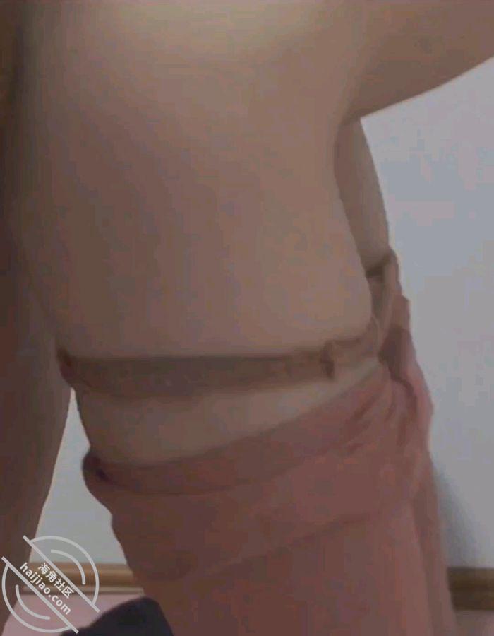 图片[13]-作者：姐姐的小飞棍 《尤物姐姐28 趁姥姥姥爷出去散步 我在家爆操后内射练瑜伽的姐姐(视频贴)》-老宋小屋