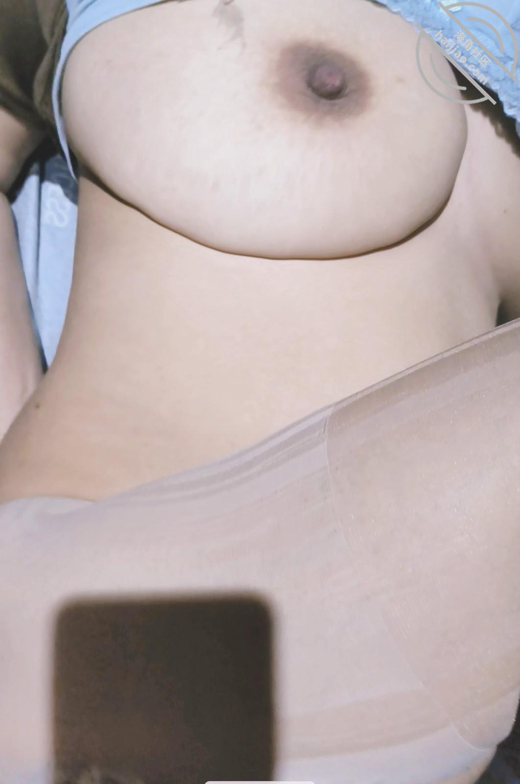 图片[13]-作者：湘B绿母 《真实经历13 老爸打工刚走，我就把老妈按在床上弄出高潮了还要我操死她…》-老宋小屋