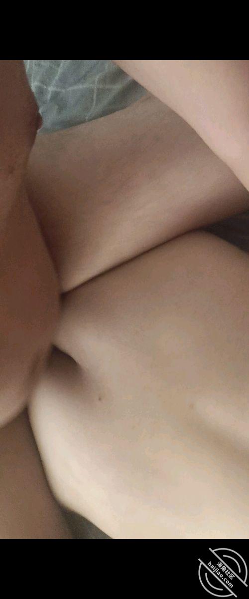 图片[13]-作者：海角小涛 《第二十五：（原创）小涛在此寻苏州单男让妈妈体验3P，内附视频还请慢用。》-老宋小屋