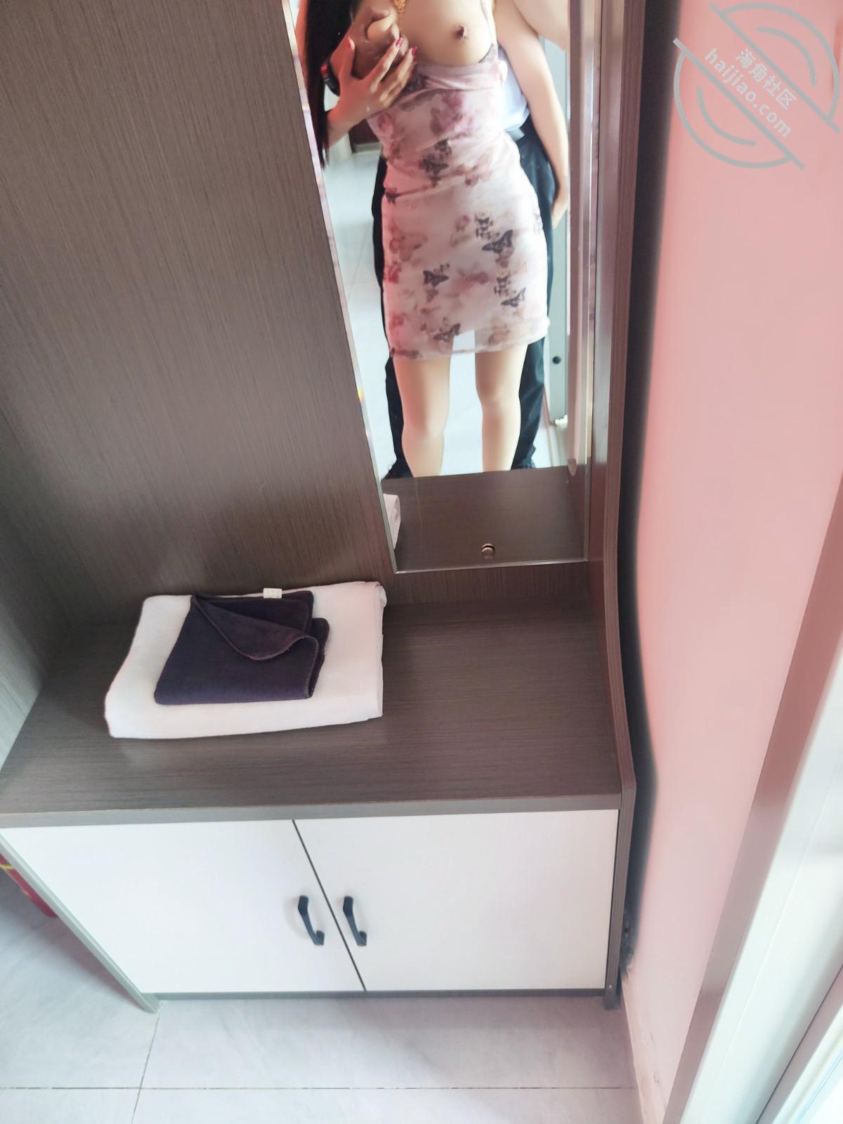 图片[14]-作者：脆脆倒在丝袜上 《海角原创（4）去帮嫂子搬家，没想到家里就她一个人，终于给口上了》-老宋小屋