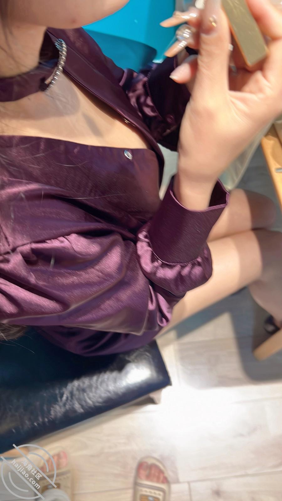 图片[15]-作者：奶子即正义 《原创:姐夫刚出门,姐姐就被我揪着头发按在沙发上爆操,紫色果然有韵味~》-老宋小屋