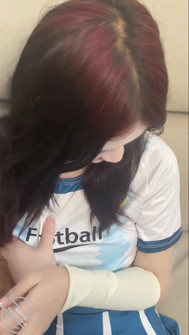 图片[15]-作者：烟色晚空、 《原创;拿下肤白貌美高颜值的表妹,甜美系妹子,jk足球宝贝,后入无套抽插~》-老宋小屋