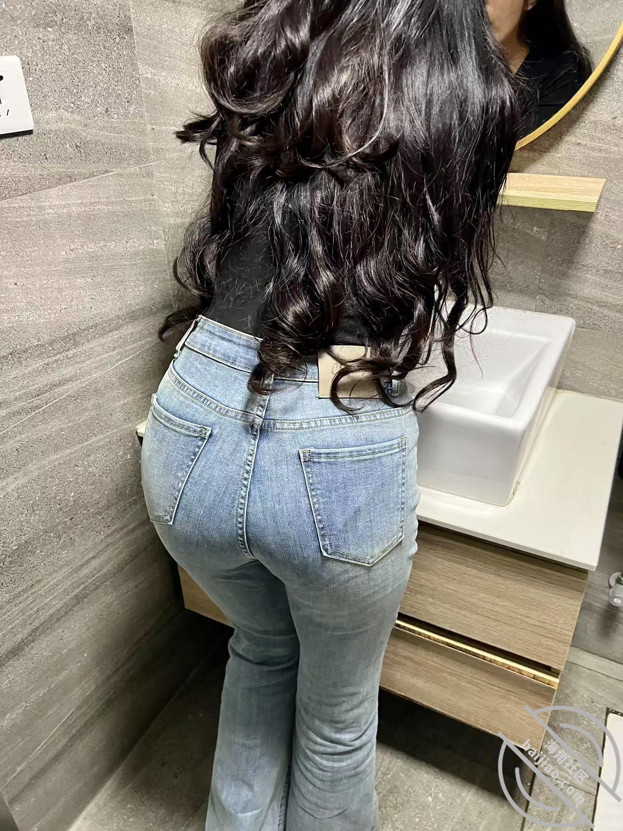 图片[16]-作者：奶子即正义 《原创:情人节特辑,约操牛仔裤紧身衣美胸姐姐,极品前凸后翘,美胸上位绝了～》-老宋小屋