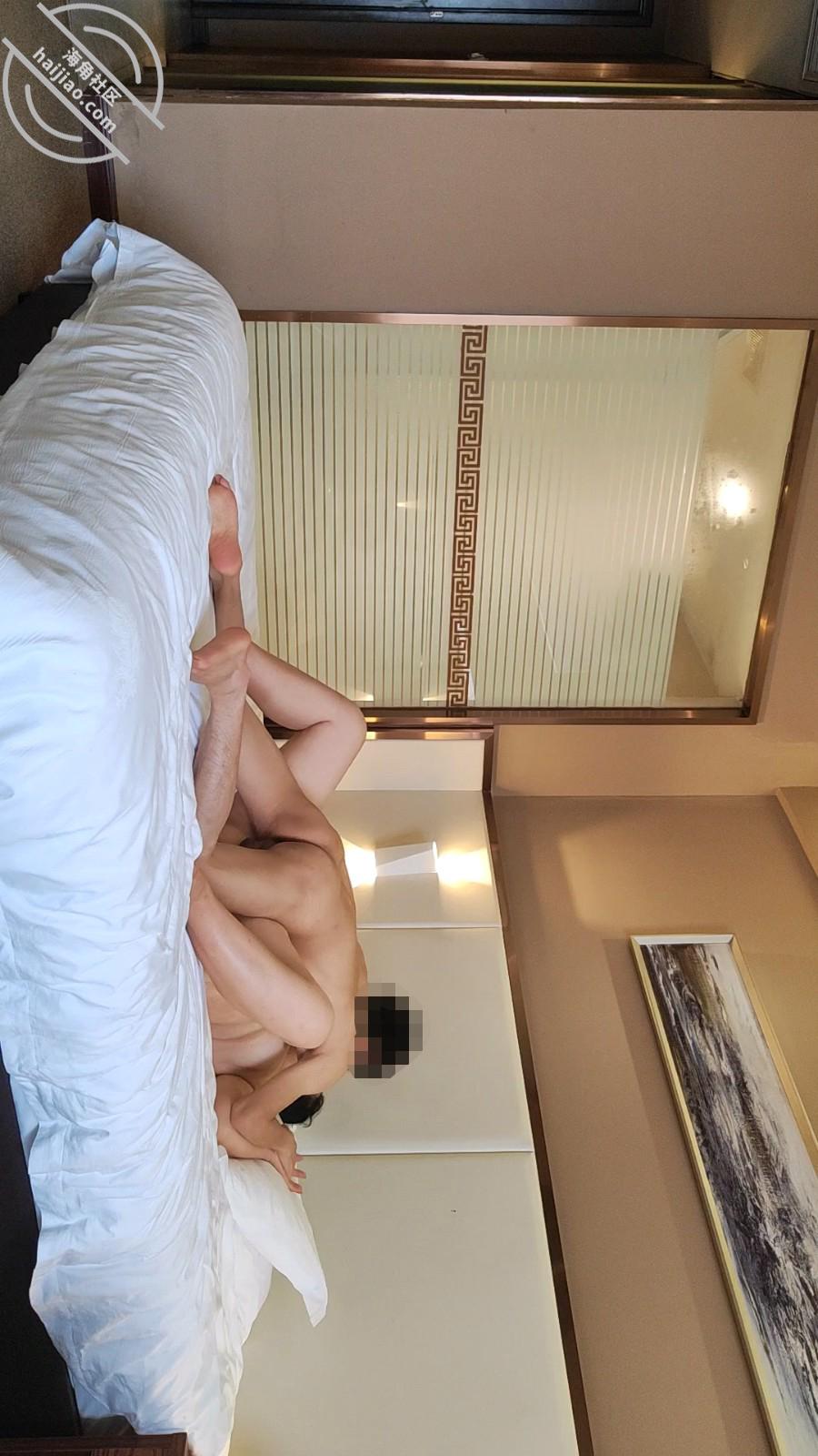 图片[16]-作者：妈妈的味道（干妈变成了情人） 《(原创视频)25：过小年终于把干妈操了，晚上顺便带她女儿和我玩》-老宋小屋