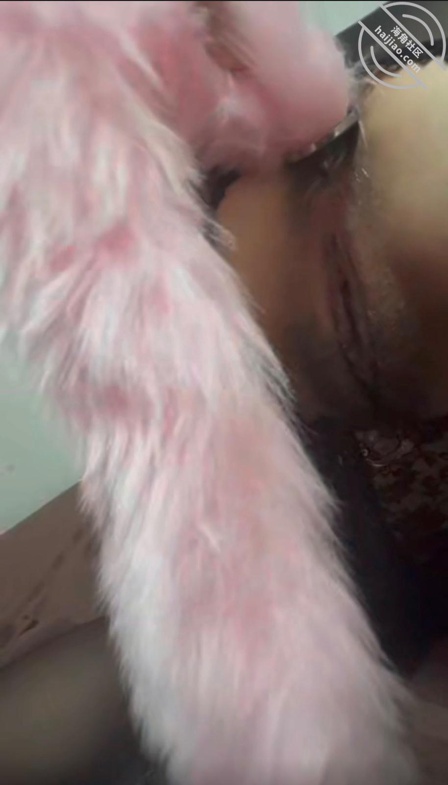 图片[17]-作者：39岁妈妈和30岁堂姐 《（原创20-视频贴）操了39岁大屁股妈妈-初次插入妈妈的屁眼》-老宋小屋