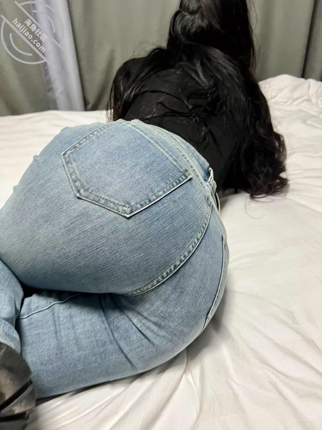 图片[18]-作者：奶子即正义 《原创:情人节特辑,约操牛仔裤紧身衣美胸姐姐,极品前凸后翘,美胸上位绝了～》-老宋小屋