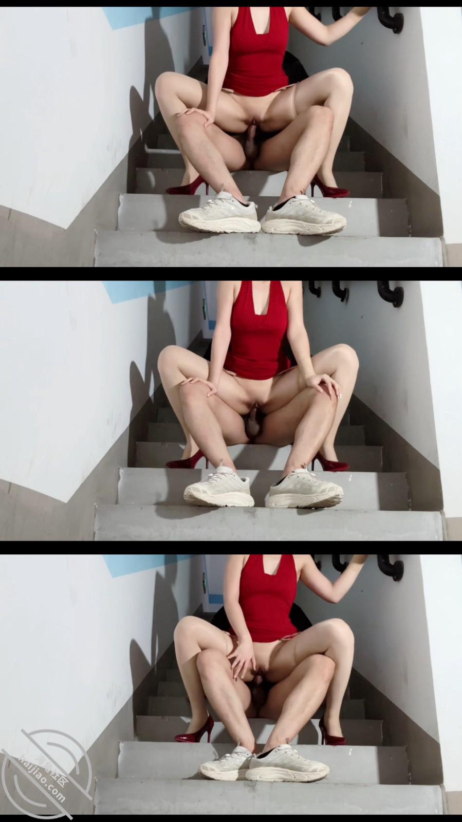 图片[19]-作者：我是奶气草莓 《【奶气原创104】和嫂子公园露出被碰到的外卖员狂操内射》-老宋小屋