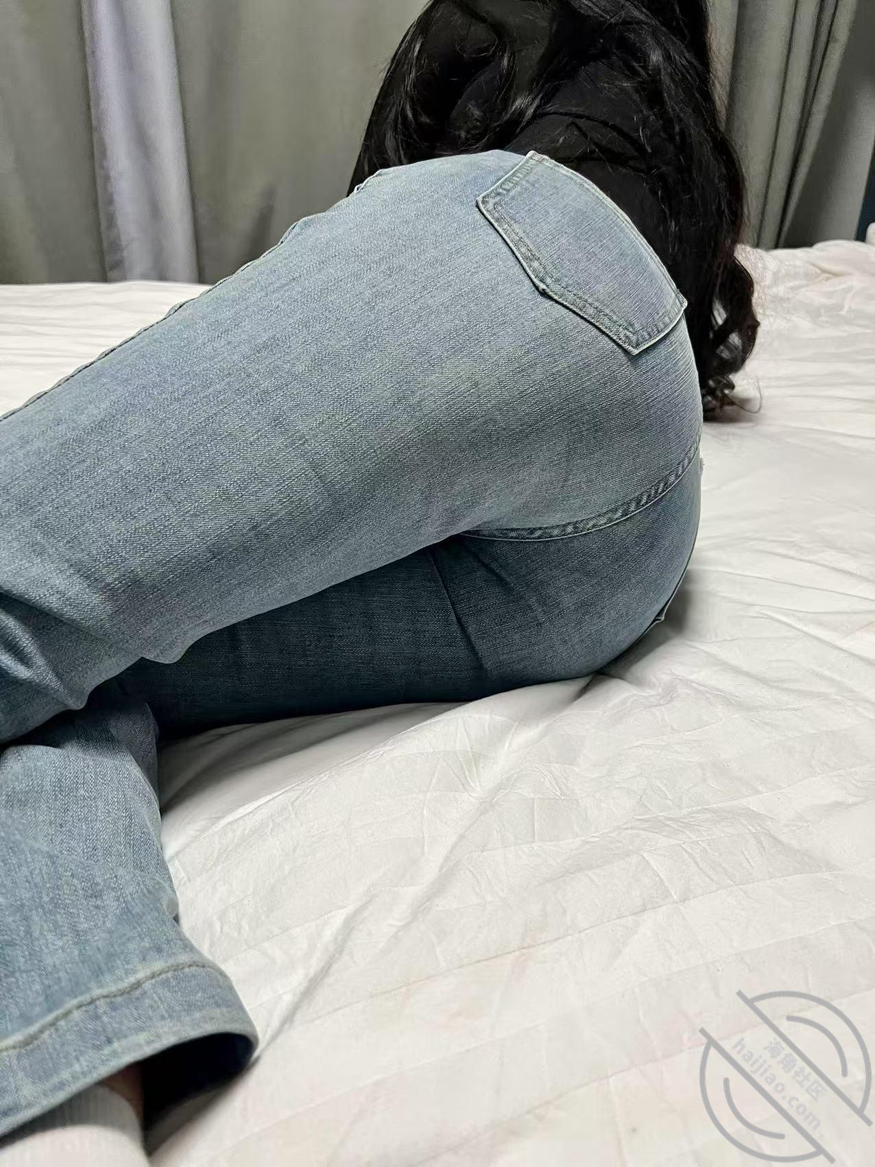 图片[19]-作者：奶子即正义 《原创:情人节特辑,约操牛仔裤紧身衣美胸姐姐,极品前凸后翘,美胸上位绝了～》-老宋小屋