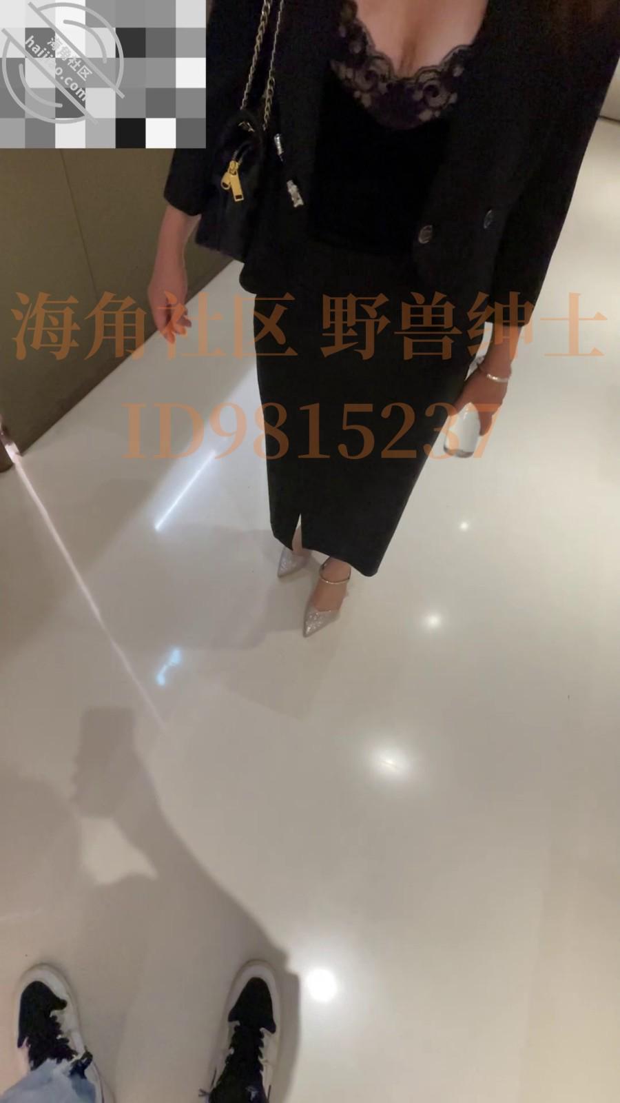 图片[2]-作者：小兽先生 《【野兽原创32】陪离异少妇逛街，低胸裙高跟鞋，欲望上头拉到KTV就是爆操》-老宋小屋