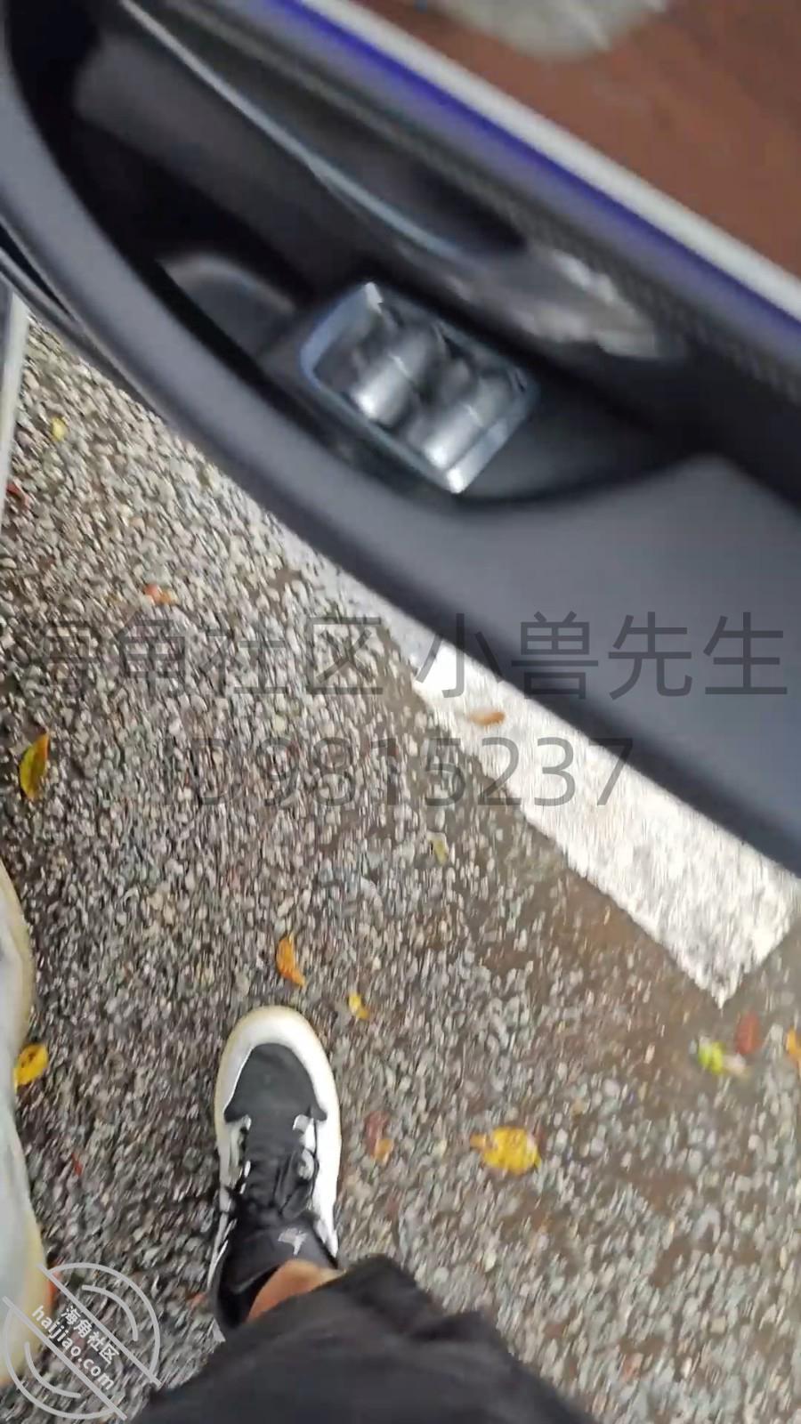 图片[2]-作者：小兽先生 《【小兽原创42】高冷奔驰贵妇，停车场里却疯狂索取着精液，户外做爱真刺激》-老宋小屋