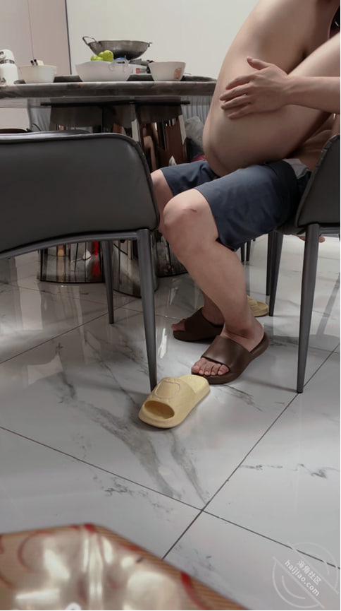 图片[2]-作者：姐姐的奶味 《44. 边吃饭变操老姐到高潮，温饱思淫欲，老姐太骚了》-老宋小屋