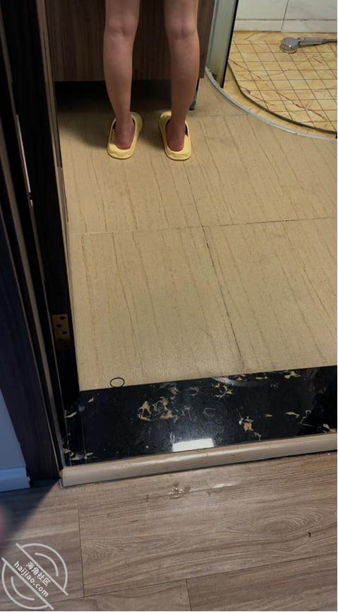 图片[2]-作者：姐姐的奶味 《60. 外面全是亲戚，我把姐姐按在厕所干屁眼，实在太紧致了》-老宋小屋