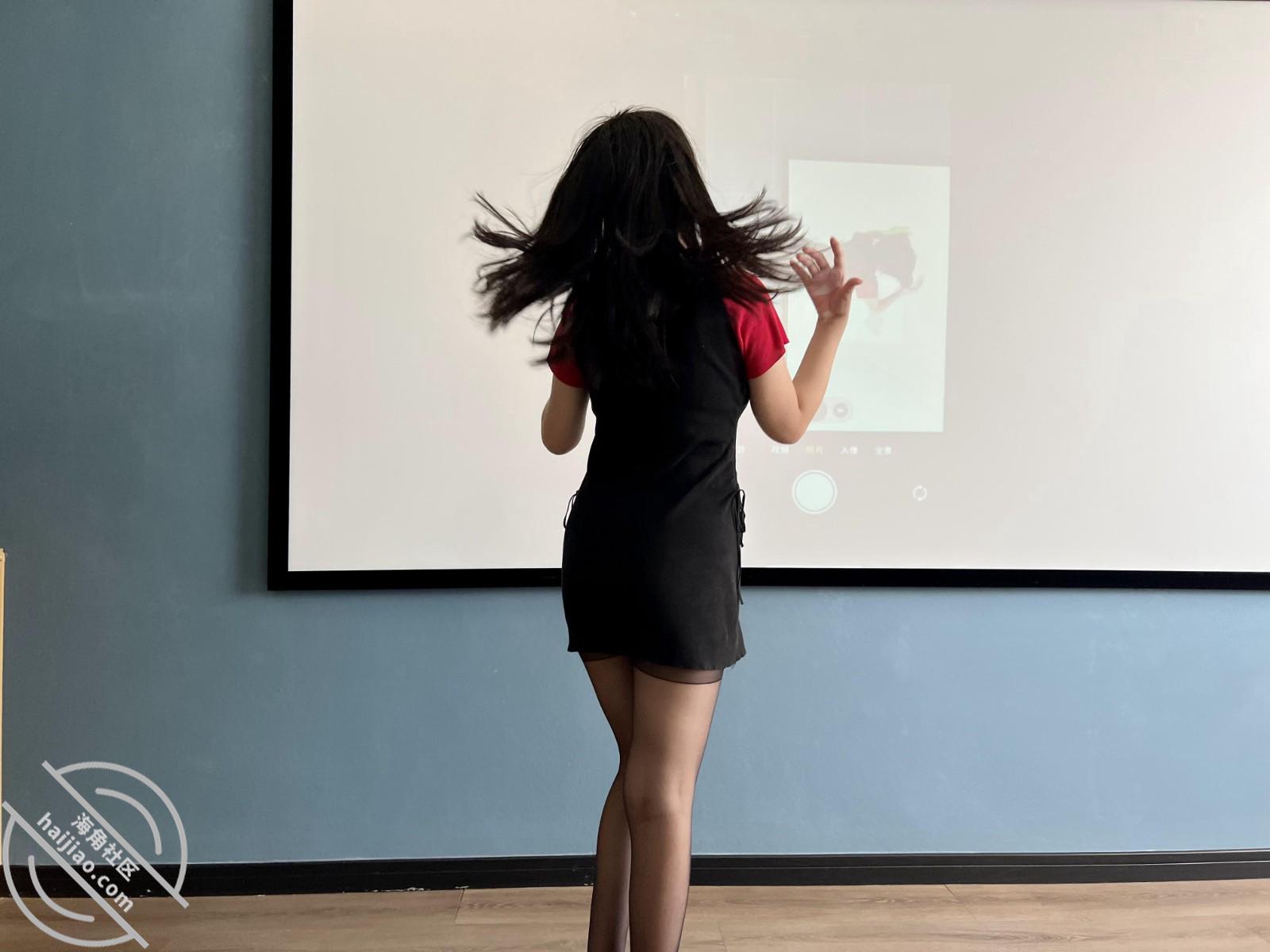 图片[2]-作者：奶子即正义 《正义原创,调教乖巧听话的女儿开肛,第一次插进去了爆操,后面直接操哭了》-老宋小屋