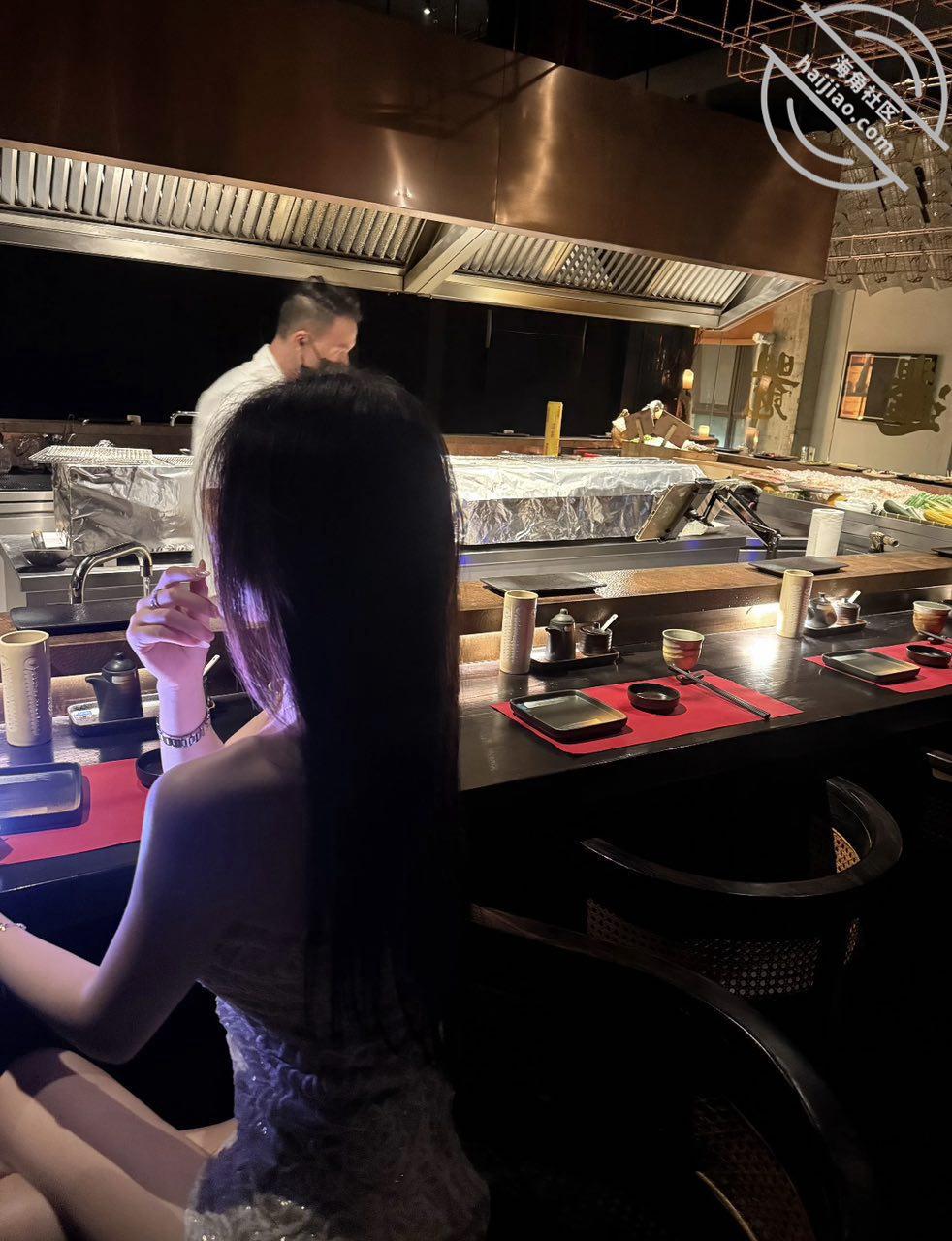 图片[2]-作者：精虫上脑小男孩 《（原创）斥巨资帮兄弟们揭秘空姐名媛私底下的骚逼德行！按在沙发上操到求饶！》-老宋小屋