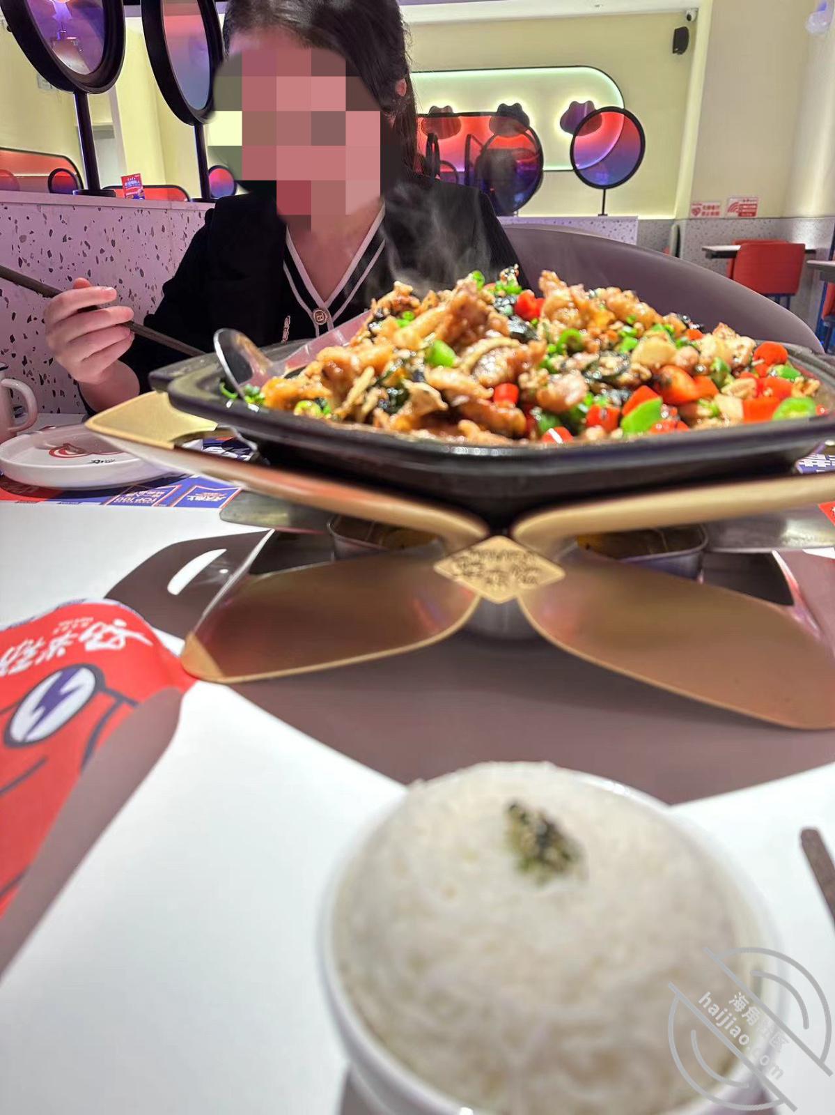 图片[2]-作者：一个脚印花 《26第一次和老妈洗鸳鸯浴老妈就挑逗我，洗完我到老妈房间干翻她~》-老宋小屋