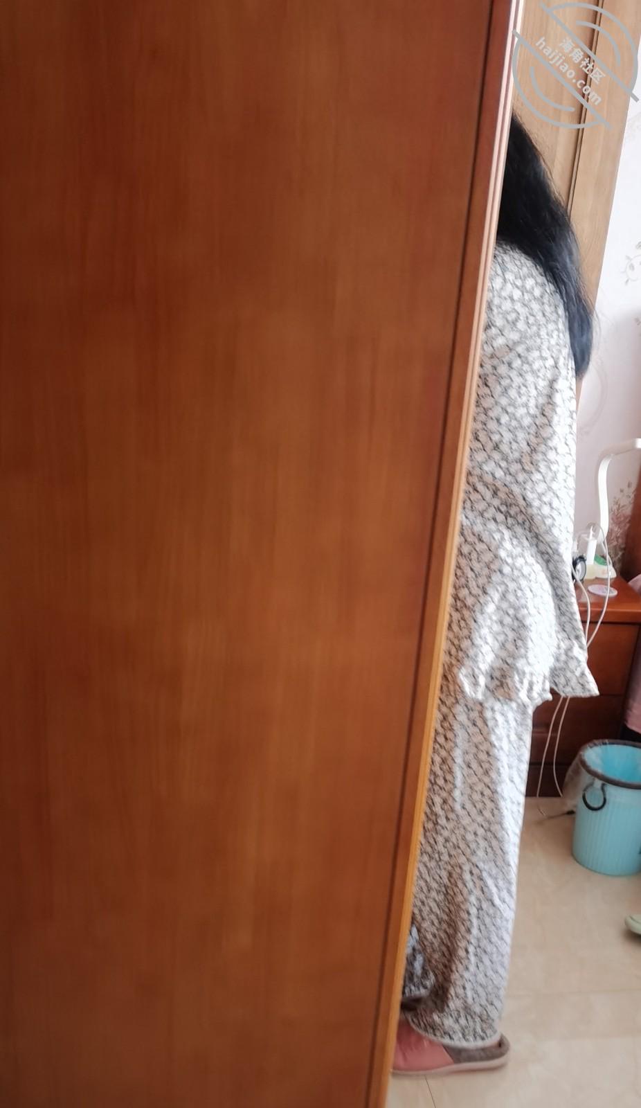 图片[2]-作者：熟控大胖 《【原创】乱伦大胸医生舅妈，被邻居骚扰，舅妈穿上情趣丝袜插她的白毛老骚屄》-老宋小屋