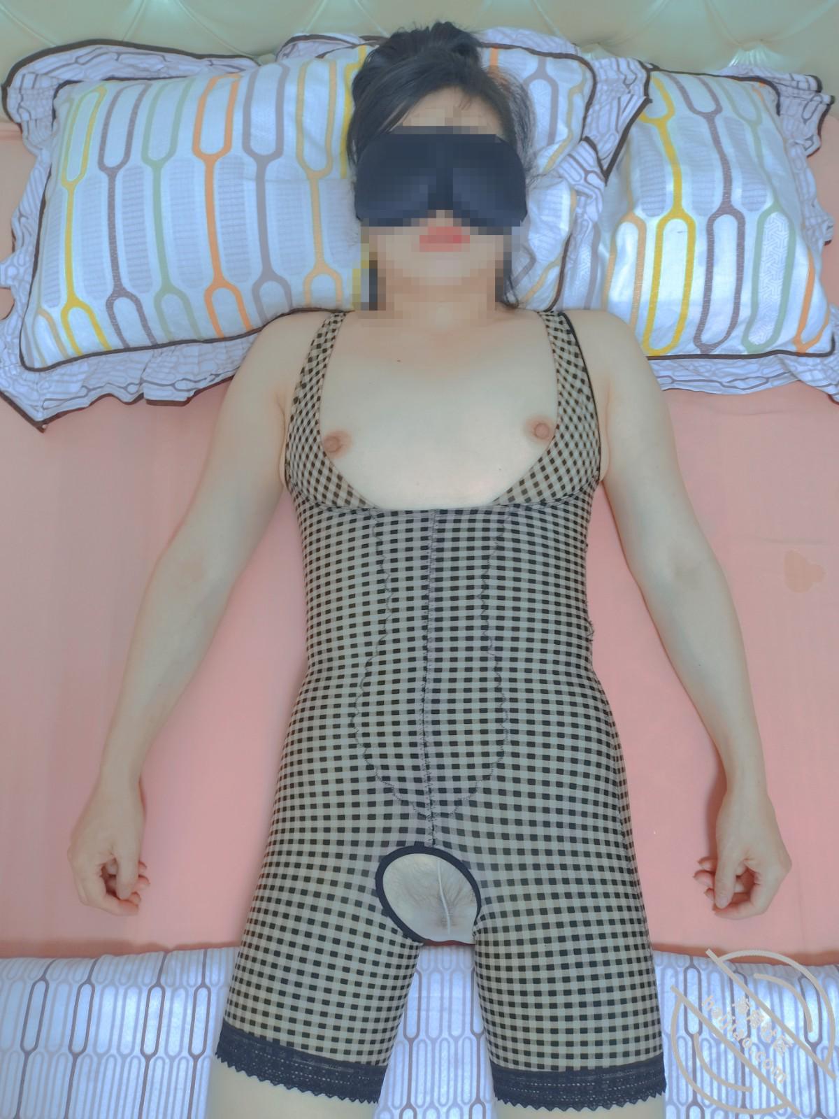 图片[2]-作者：熟控大胖 《【原创】醉了扒光狠肏熟女妈妈，内射塑身衣肉丝袜妈妈，趁后爹不在给他戴帽子》-老宋小屋