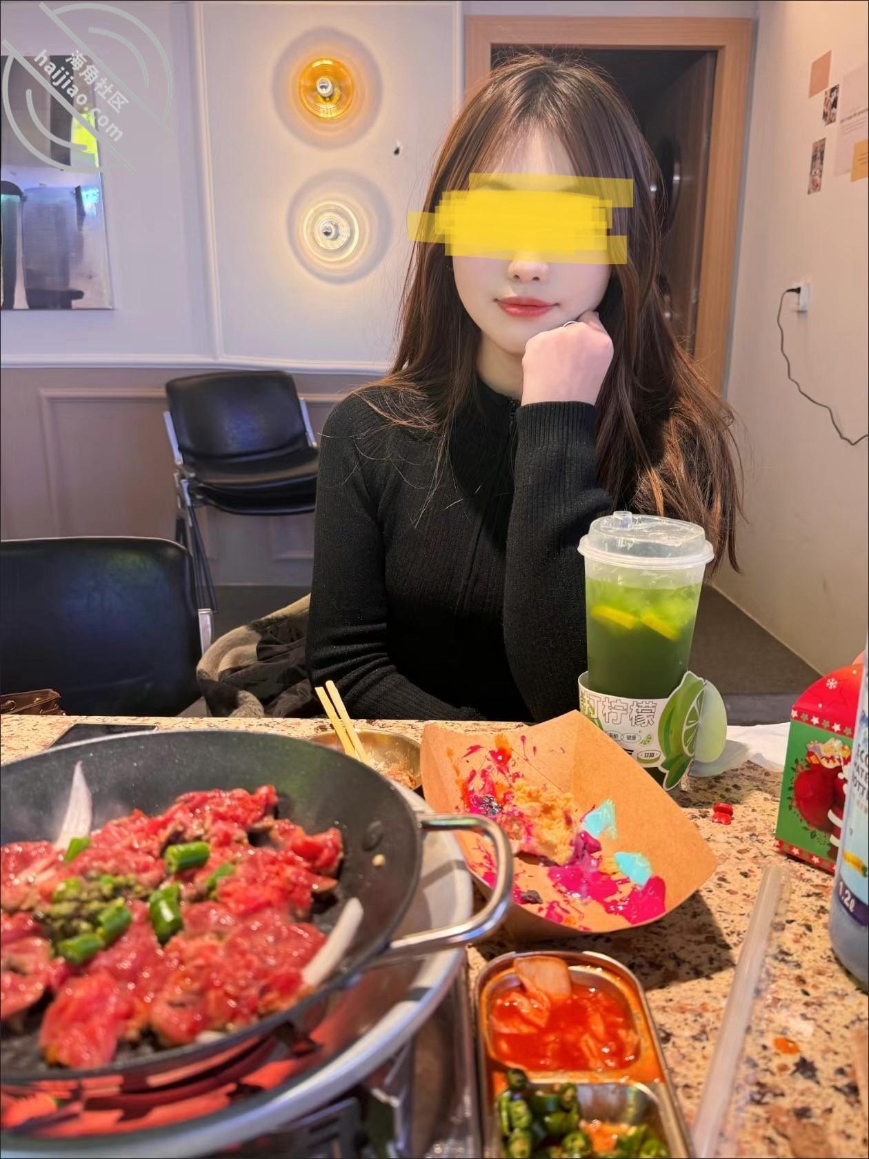 图片[2]-作者：烟色晚空、 《原创:趁老哥不在家,拿下他那超高颜值的老婆,光她那张脸就够我射得了~》-老宋小屋