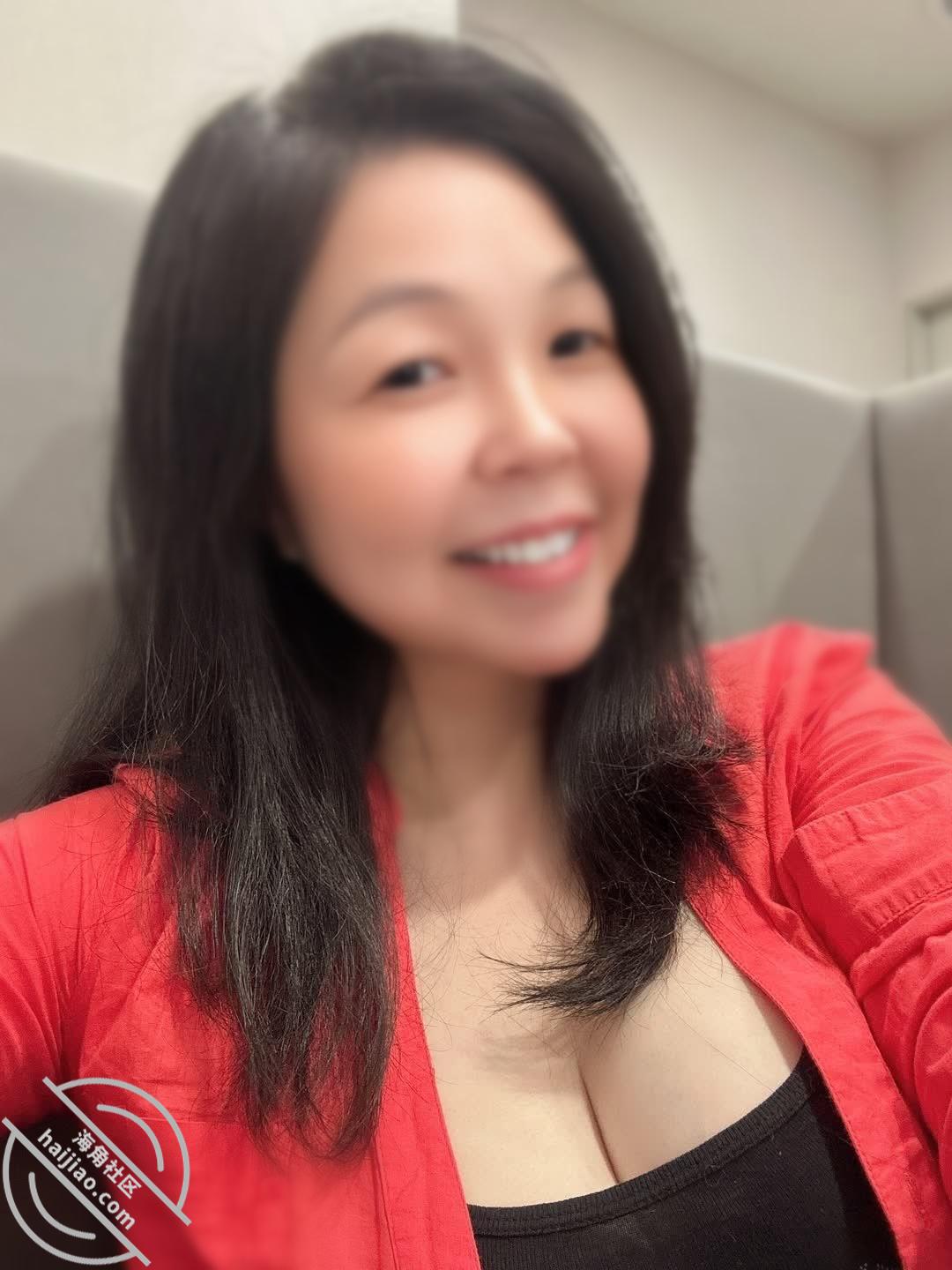 图片[2]-作者：舅妈的爱情故事 《【真实乱伦】第一次操G奶姑姑全过程手把手教操姑姑 含半年聊天记录、生活照》-老宋小屋