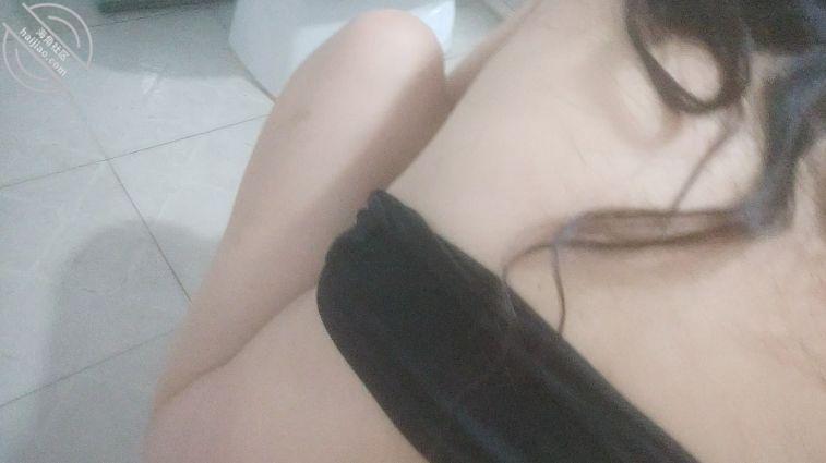 图片[2]-作者：我就放进去不动 《（原创）不顾她的威胁警告，我强干内射了我日思夜想的后妈……》-老宋小屋