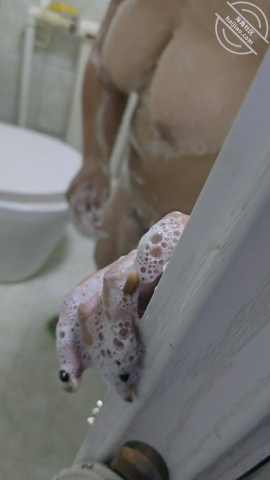 图片[2]-作者：我管堂妹叫嫂子 《【真实原创24】堂妹在洗澡的时候被我突然闯入，被迫口交，乳交，后入爆操》-老宋小屋