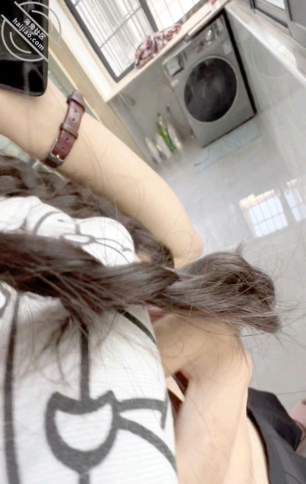 图片[2]-作者：爱上自己的亲妹妹 《【原创】妹妹在阳台打电话强制按在地板上操，床上拽着头发深顶，插的痛不欲生》-老宋小屋