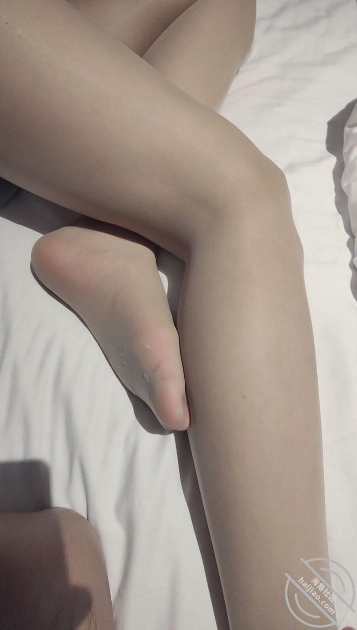 图片[2]-作者：小团团的性爱日记 《醉酒弟弟的肉棒好棒 给人家直接干喷了 喷了弟弟一身(视频贴)》-老宋小屋