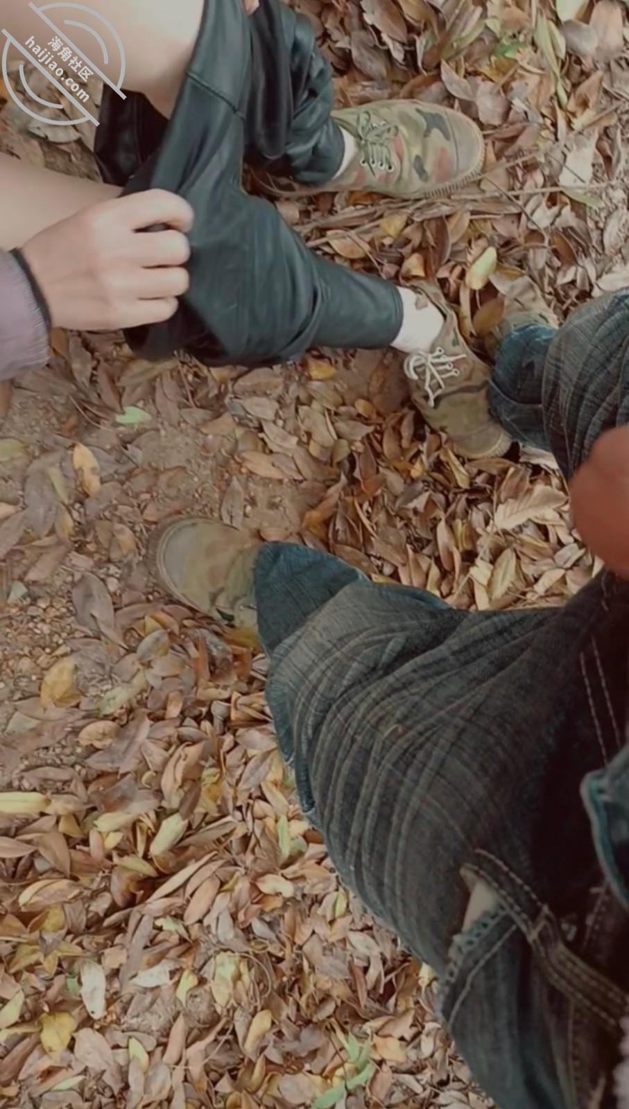 图片[2]-作者：南方母子 《(原创)我和妈妈39，和妈妈上山干活的第二天，野战成功拿下老妈》-老宋小屋