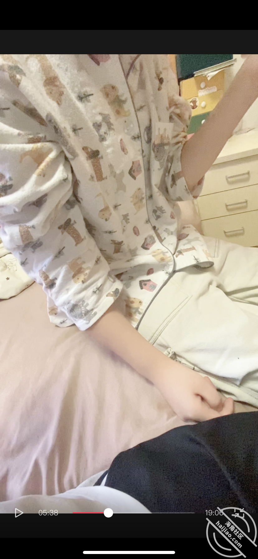 图片[2]-作者：和亲侄女的真实叙事 《【真实原创】15 丈母娘在客厅 我在卧室偷偷肏侄女（视频贴）》-老宋小屋